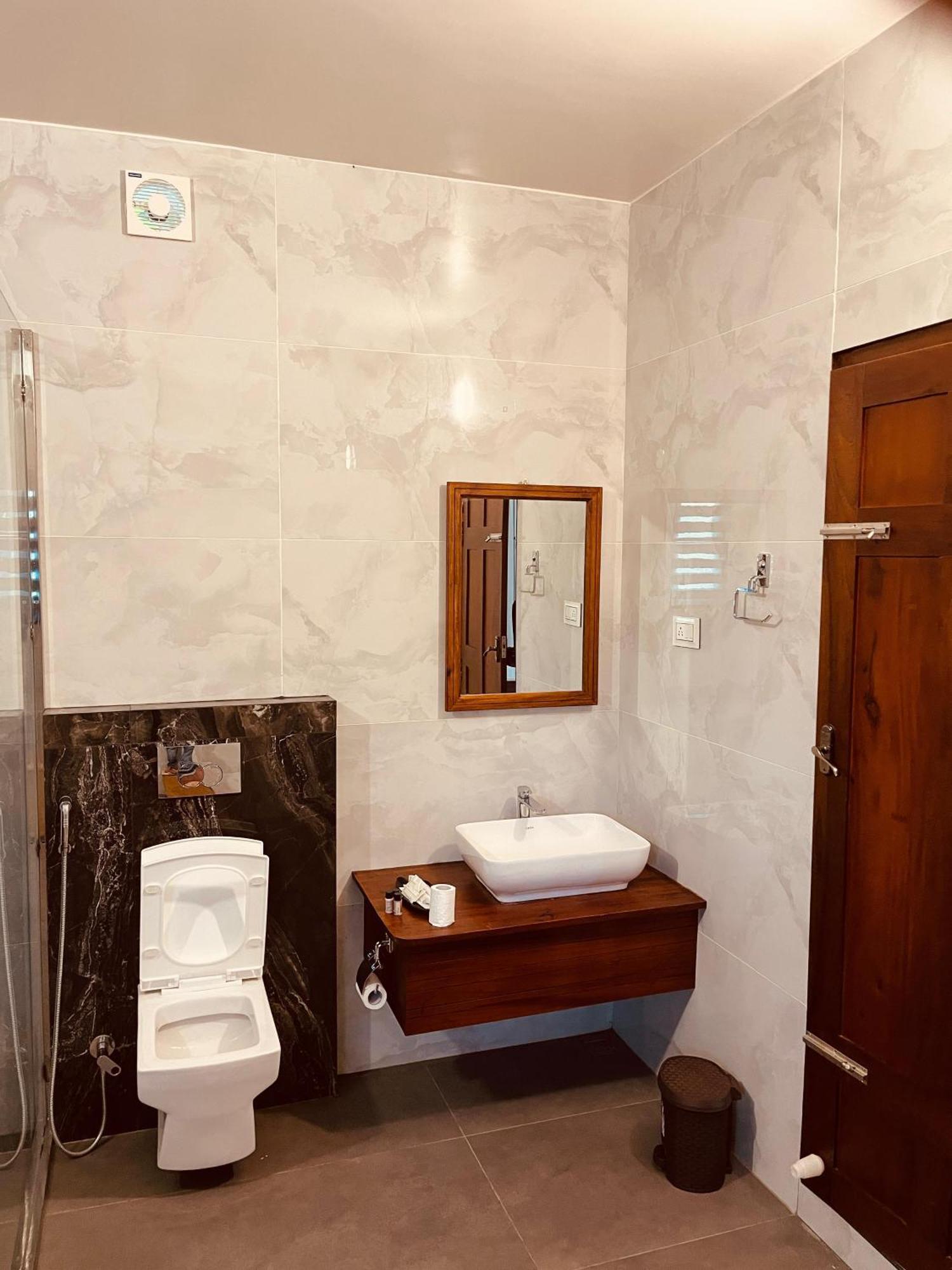 Lush Acres Villa Thekkady Luaran gambar